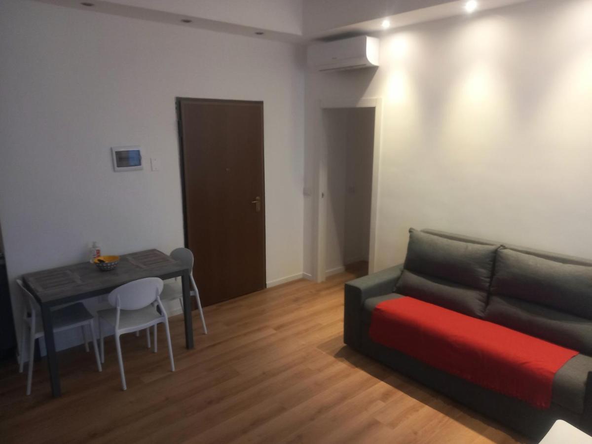 Bilocale 7 Piano Balcone Vista Skyline Apartment Milan Exterior photo